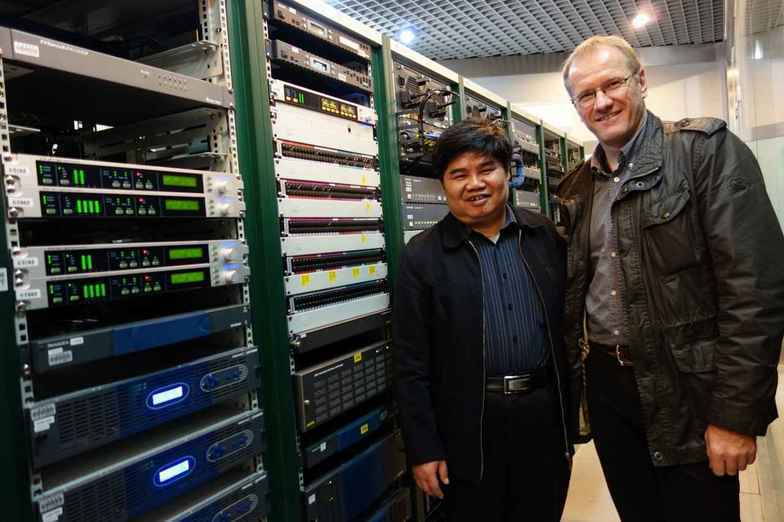 Huang Qiu Hua and Peter Poers at GDTV China